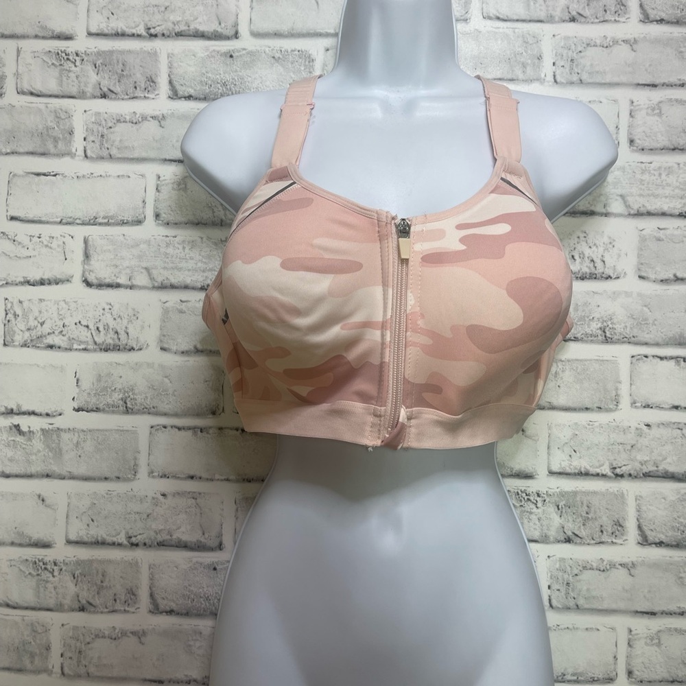 Layer 8 Women’s Maximum Support Pink Camo Zip Front Spirts Bra XL